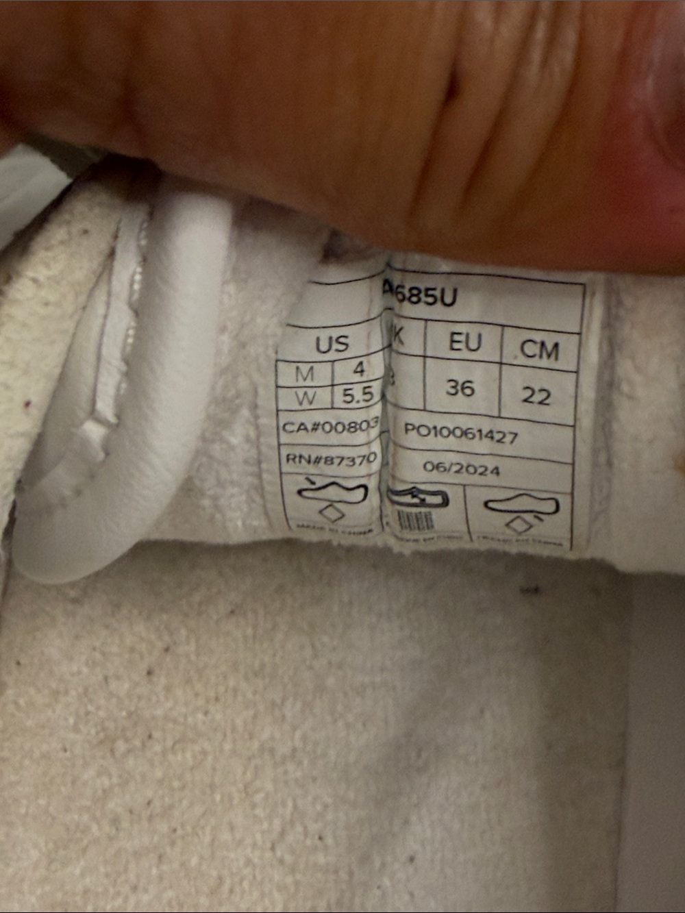 ALO Yoga White and Beige Low-Top Sneakers - Picture 7 of 7
